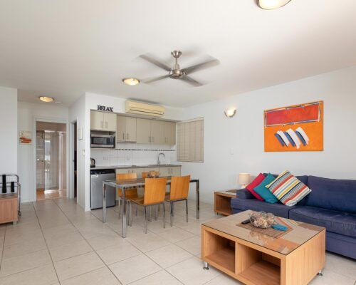 airlie-beach-1-bedroom-apartments (1)