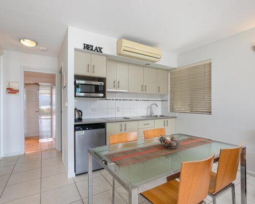 airlie-beach-1-bedroom-apartments (3)