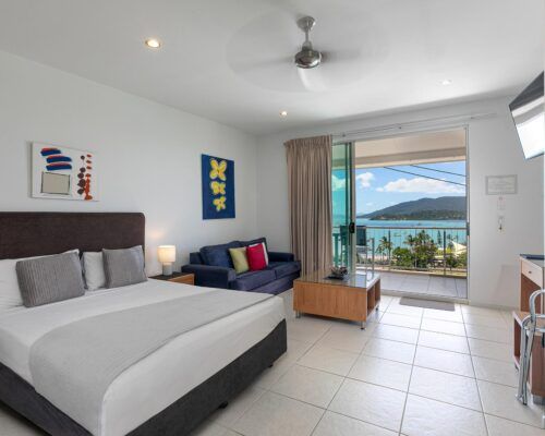 airlie-beach-studio-apartments (2)